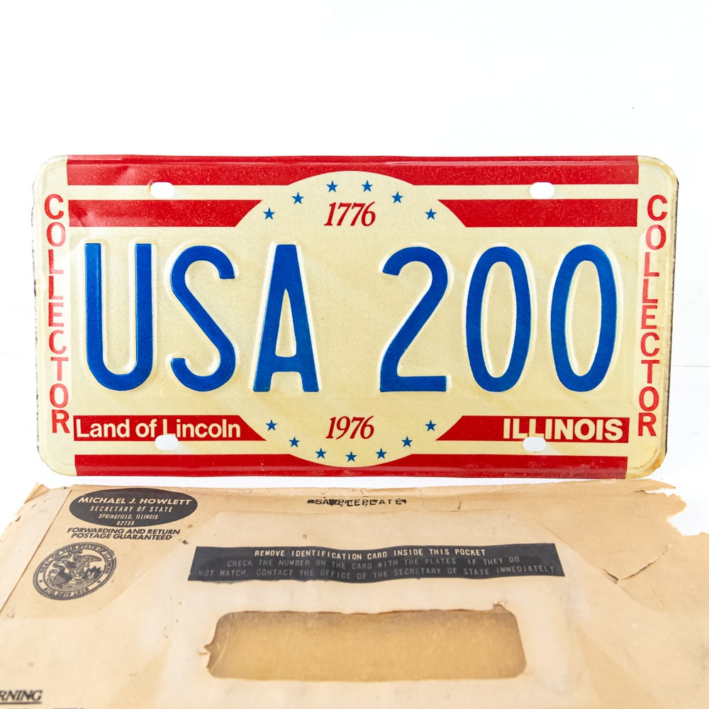 Illinois 1976 Sample License Plate - 2