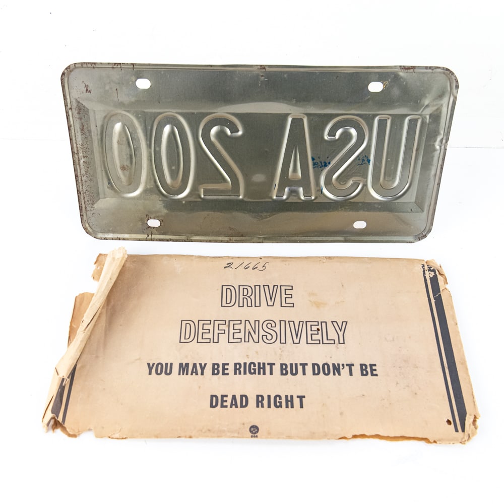 Illinois 1976 Sample License Plate - 4