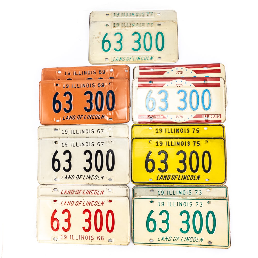 Illinois 1966-77 Partial Plate Run: # 63 300 pairs include 1966, 76, 69, 73, 75, 76, 77 in good to VG original condition. See pics. From the Jim Dvorak collection.