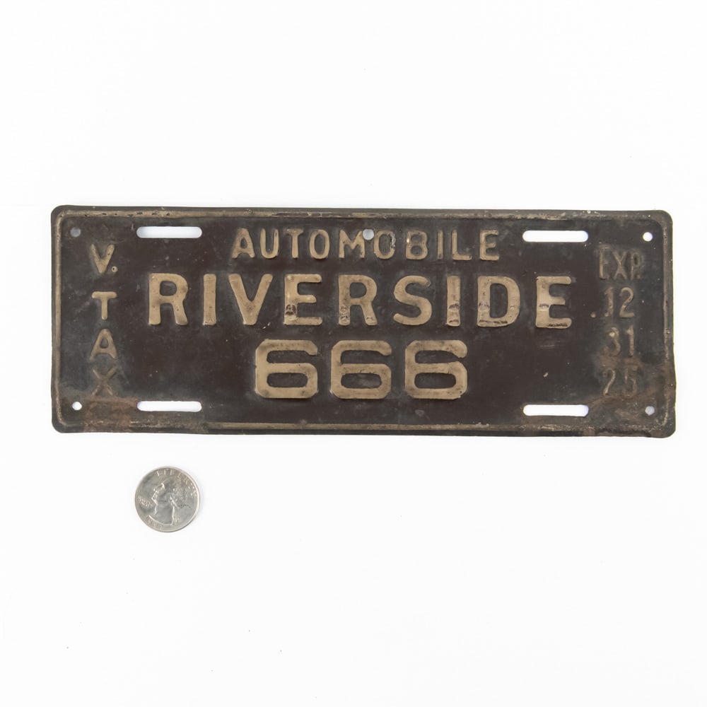 Riverside Illinois 1925 Vehicle Tax Tag: # 666 in good condition with an extra hole drilled top center. See pics. From the Jim Dvorak collection.