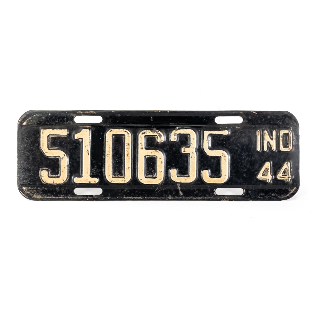 Indiana 1944 Wartime License Plate (1 of 5)
