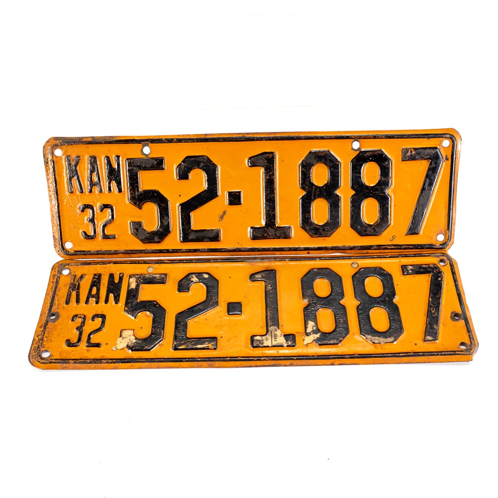 Kansas 1932 License Plate Pair: # 52-1887 pair in good original condition. See pics. From the Jim Dvorak collection