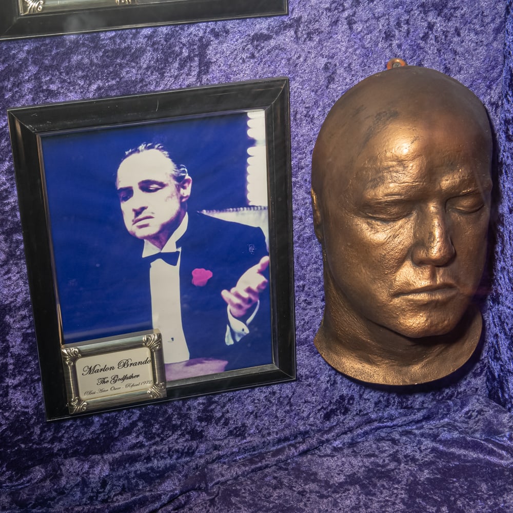 Marlon Brando Life Mask for The Godfather: "I'm gonna make him an offer he can't refuse." Marlon Brando life mask for the 1972 movie, The Godfather. In good condition. Comes with a 8 X 10 framed photo of Brando as Vito Corleone. Life masks