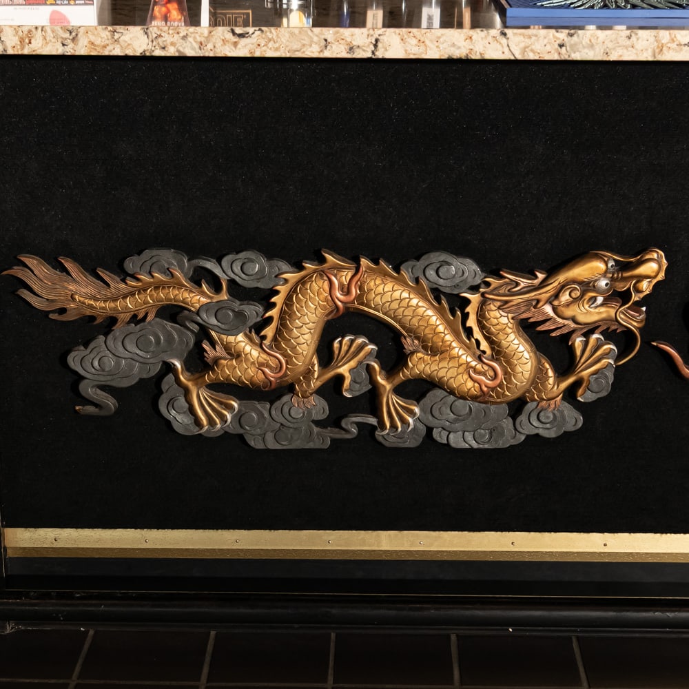 Chinese Right Facing Dragon: This impressive gilded dragon carving embodies the "Hollywood Chinoiserie" style synonymous with the 1927 Grauman?s Chinese Theatre. While the most famous dragons in the theater are the massive 30-foo