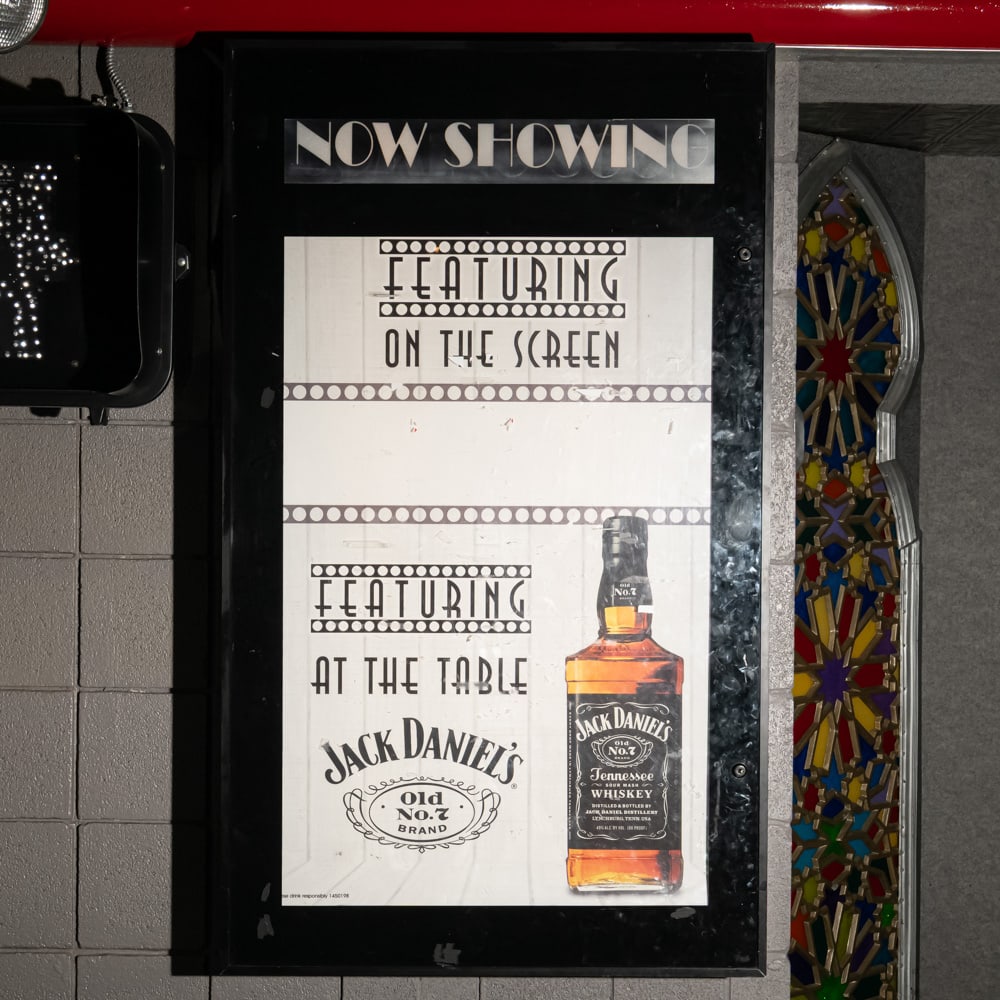 Now Showing Movie Poster Case Theater #10: Back-lit "Now Showing" one sheet movie poster case in good condition. Has lock and key. Overall measures 31.25" wide X 53.25" tall X 3.75" deep. Please use photos to judge condition and bid accordingl