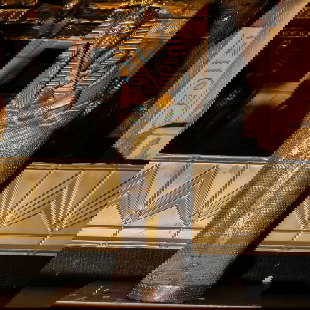 Ancient Egyptian Mummy Sarcophagus Artifact Right: Impressive Ancient Egyptian style "detailed gilded mummy shaped sarcophagus" contemporary artifact depicting Pharaoh in classic Osirian pose. Presents extremely well and is a conversation starter. Ver