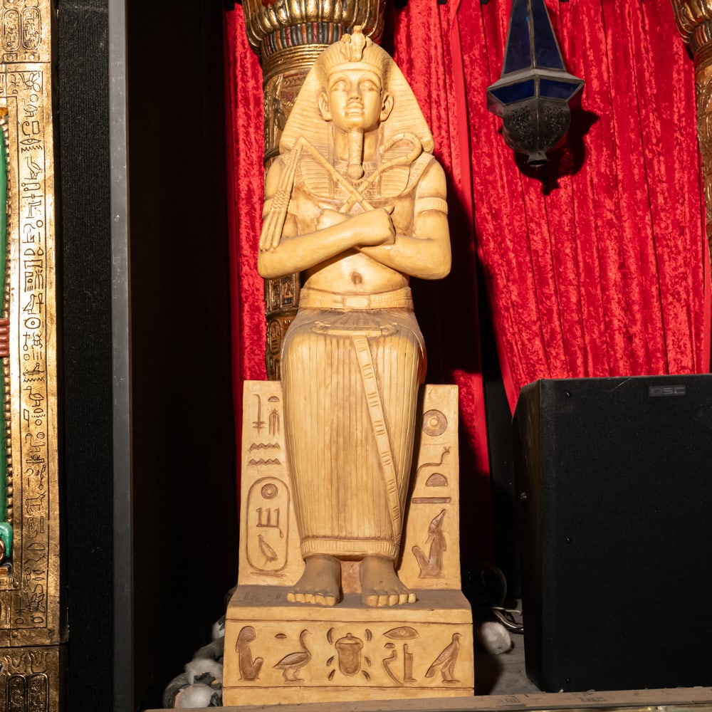 48" Seated Pharaoh Mummiform Sculpture: Seated Pharaoh in classic Osirisian pose with regal headdress in mummiform stance sculpture. Handsome contemporary display, a real conversation starter. Presents extremely well and in very good overal
