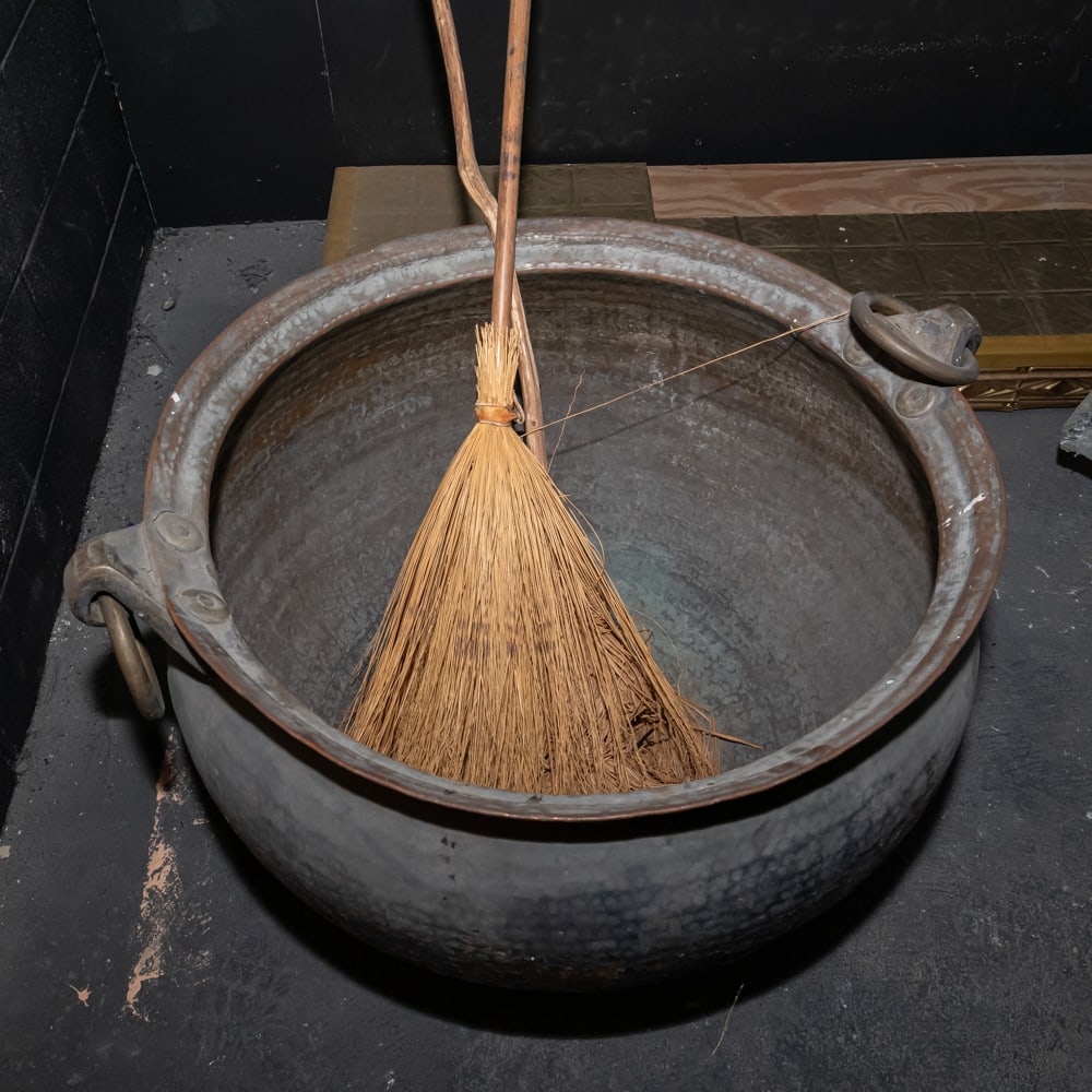 Large Copper Cauldron - 3