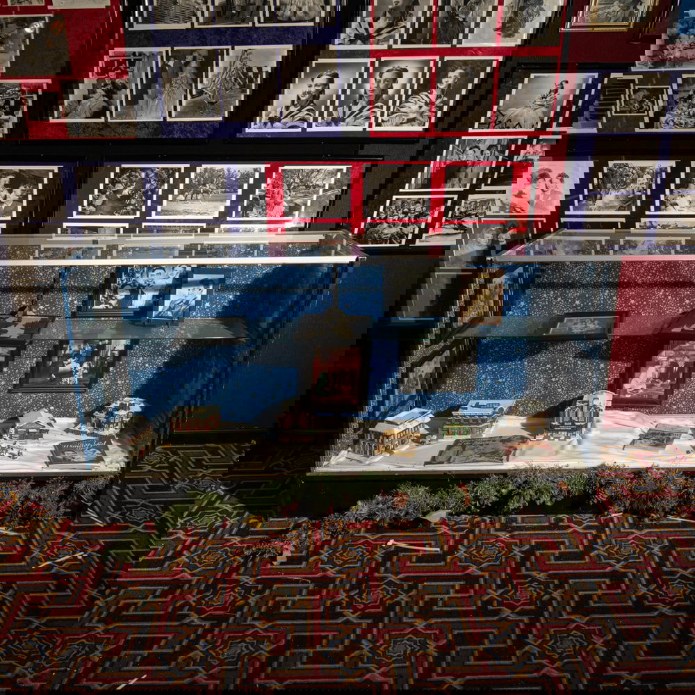 Wonderful Life Case: Glass showcase with rear sliding doors. Does not include contents. Measures 72 " wide, 32" tall, 18" deep. Please use photos to judge condition and bid accordingly. Please note: Buyer is responsible f