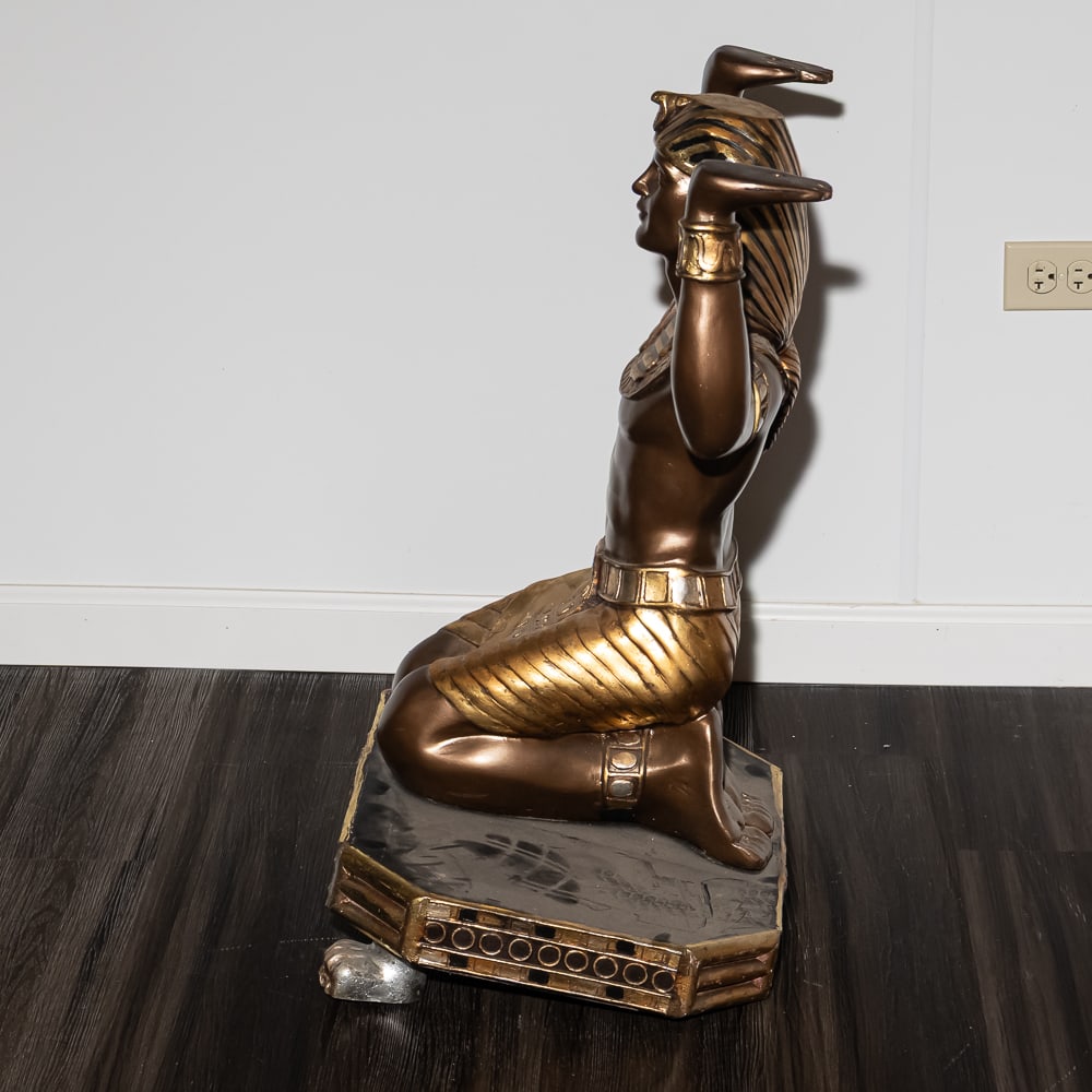 Kneeling Pharaoh - 5