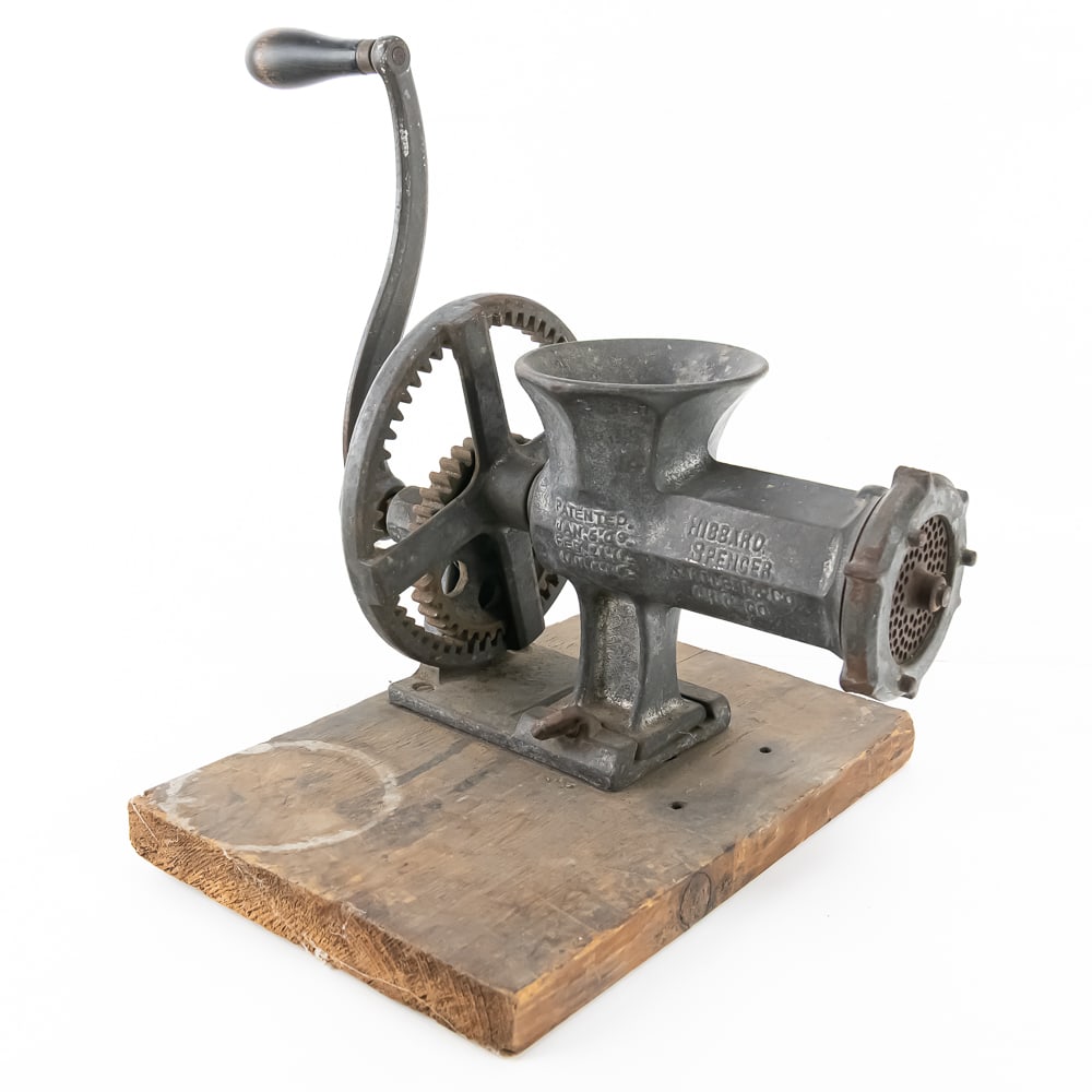 Vintage Hibbard Spencer Cast Iron Meat Grinder (1 of 9)