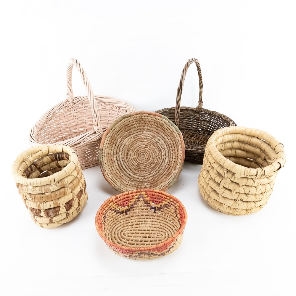 Box Lot Various Display/Storage Baskets (1 of 6)