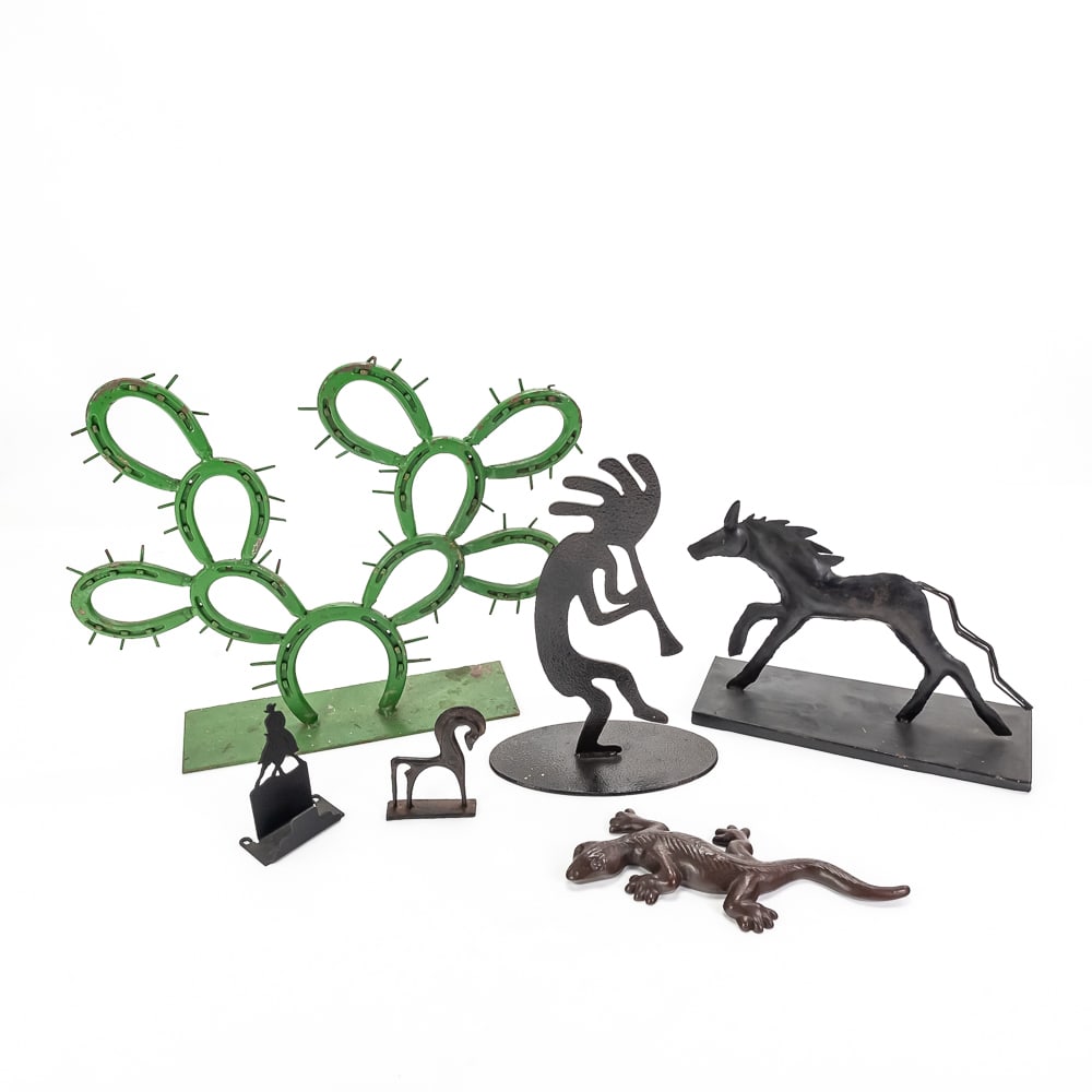 Misc Metal Western-Style Decorative Items (1 of 12)