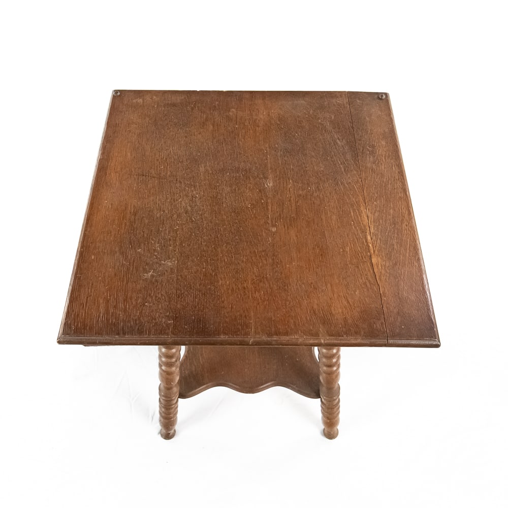 Small Oak End Table - 2