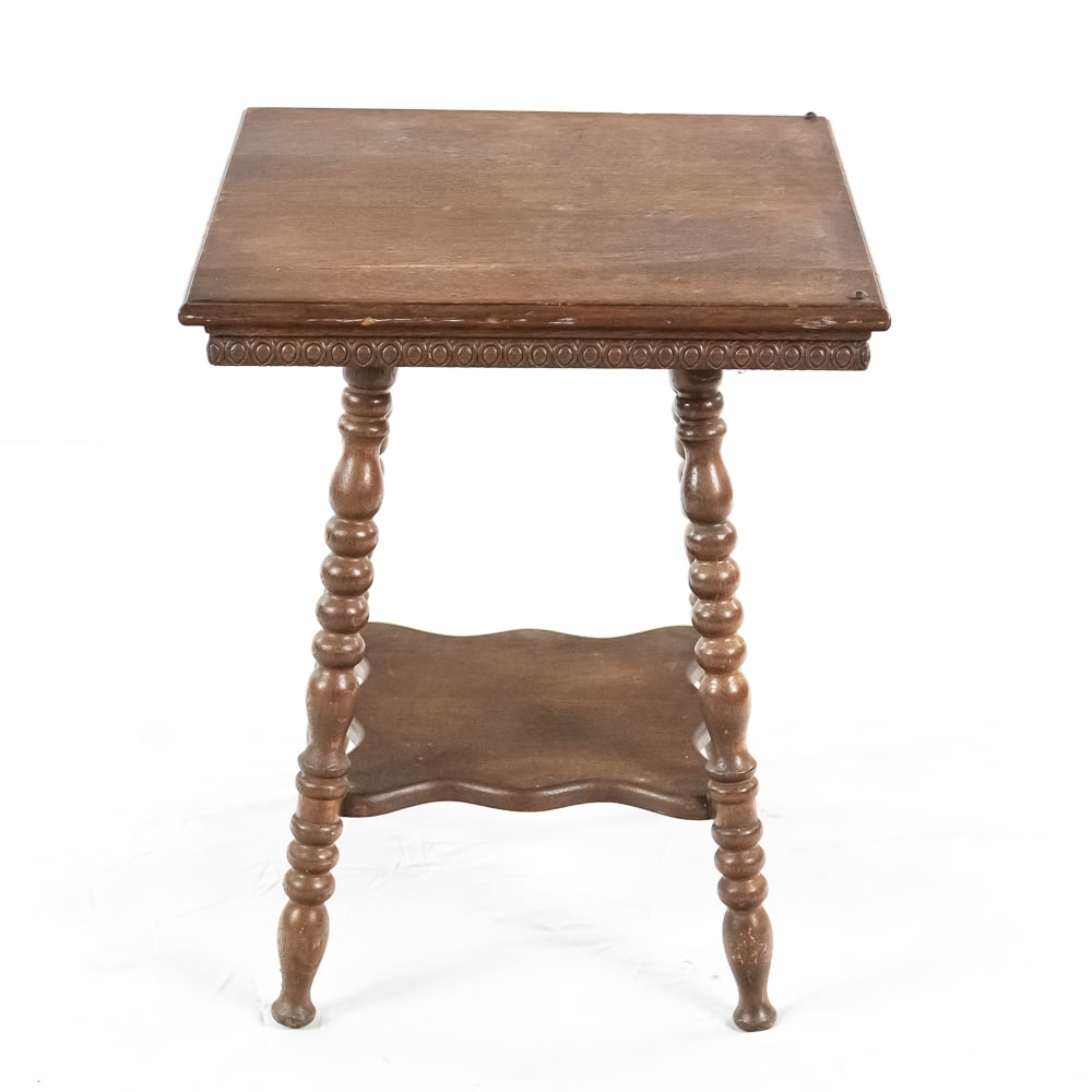 Small Oak End Table - 7