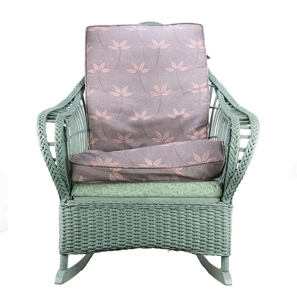 Vintage Wicker Rocker (1 of 6)