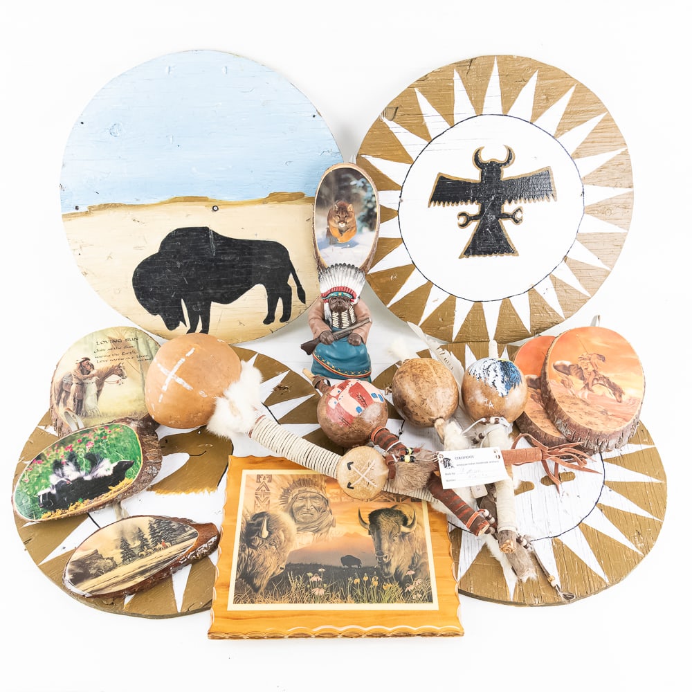 Native American Gourd Rattles, Plaques, Misc (1 of 18)