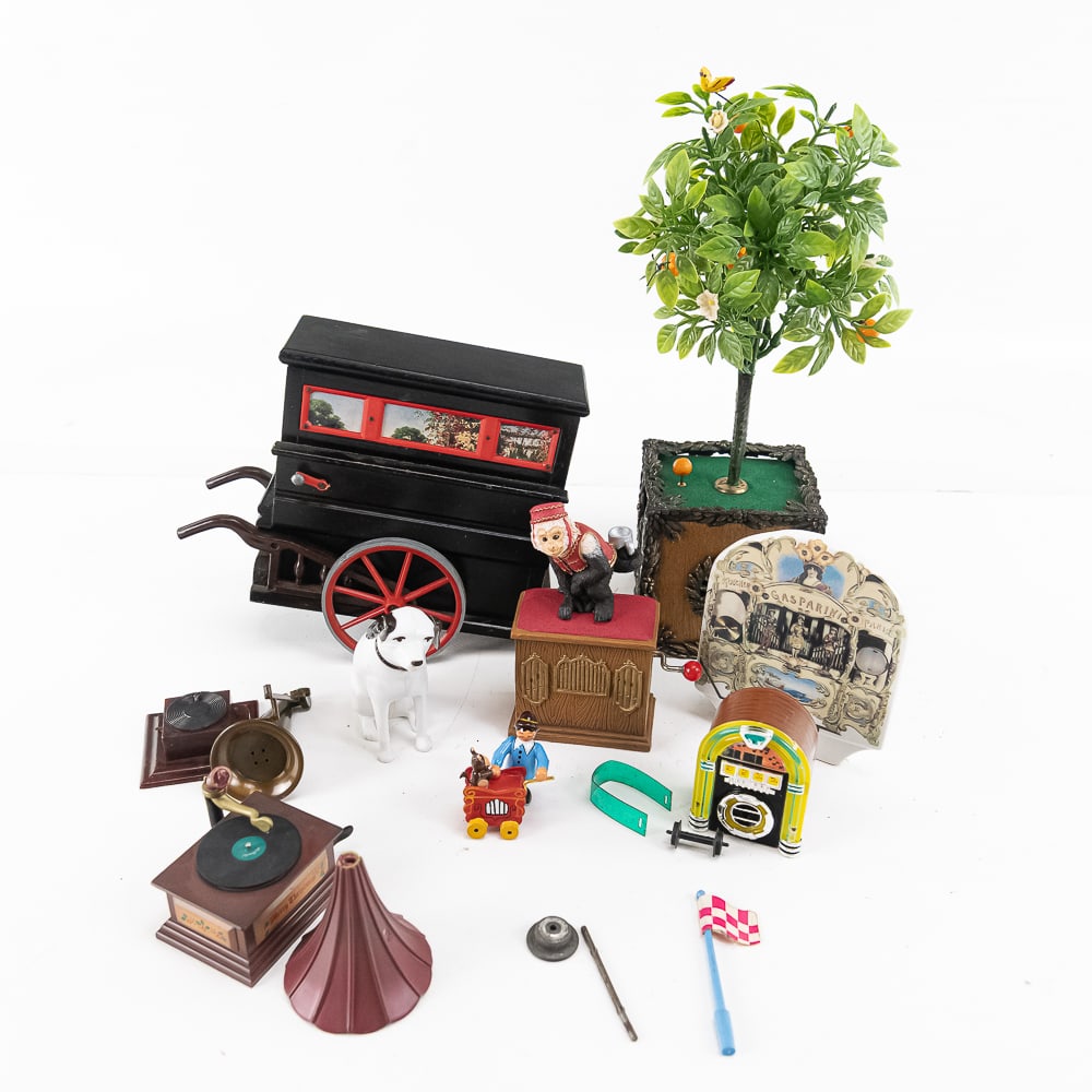 Spruce Goose Automaton & Music Lot (10) (1 of 6)