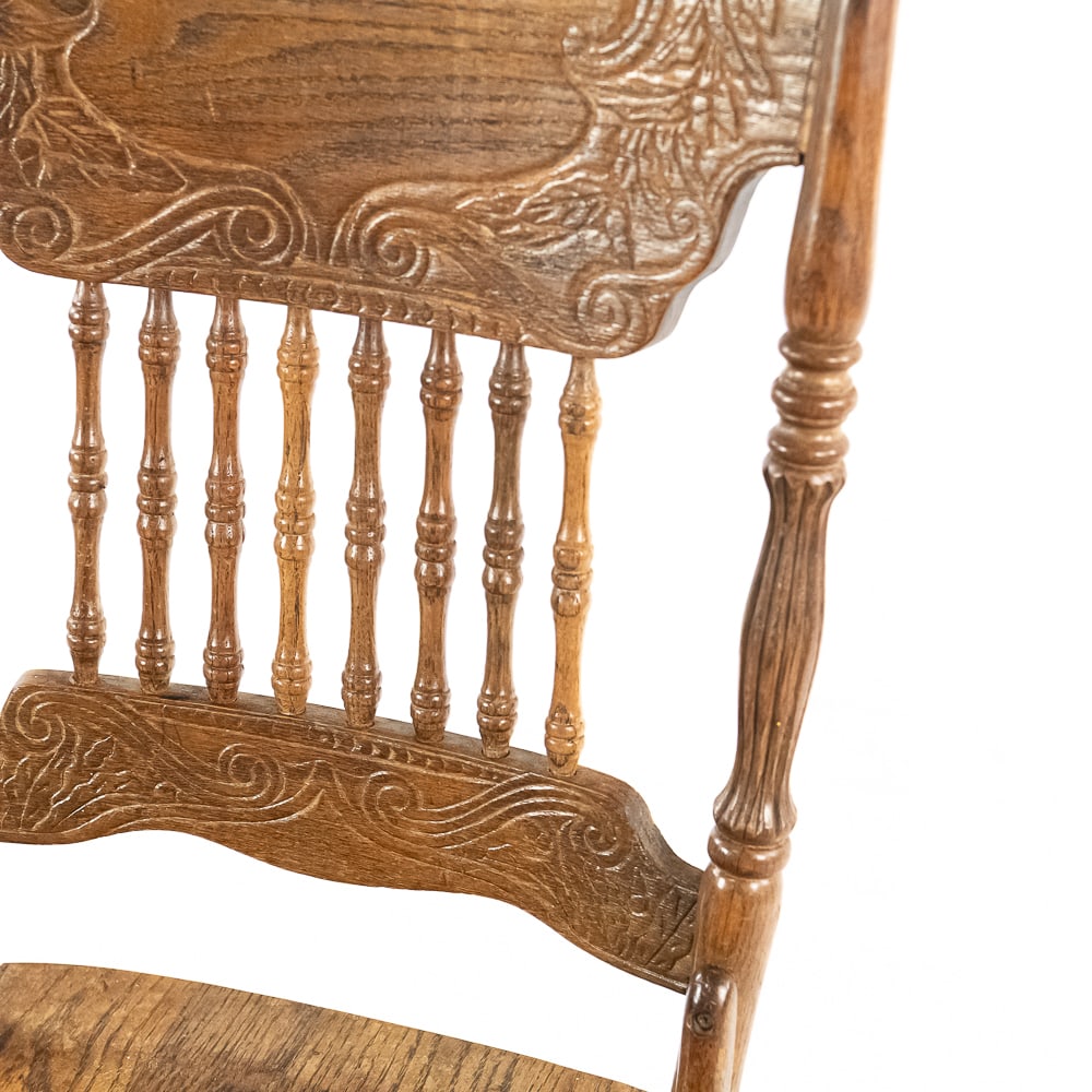 (5) Pressed Back Oak T-Back Chairs - 9