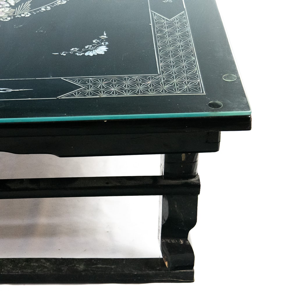 Mid 20th Cent Asian Lacquered Table - 8