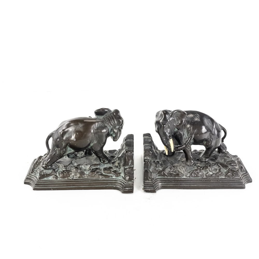 Ronson Arts Metal Works Elephant Bookends (1 of 13)