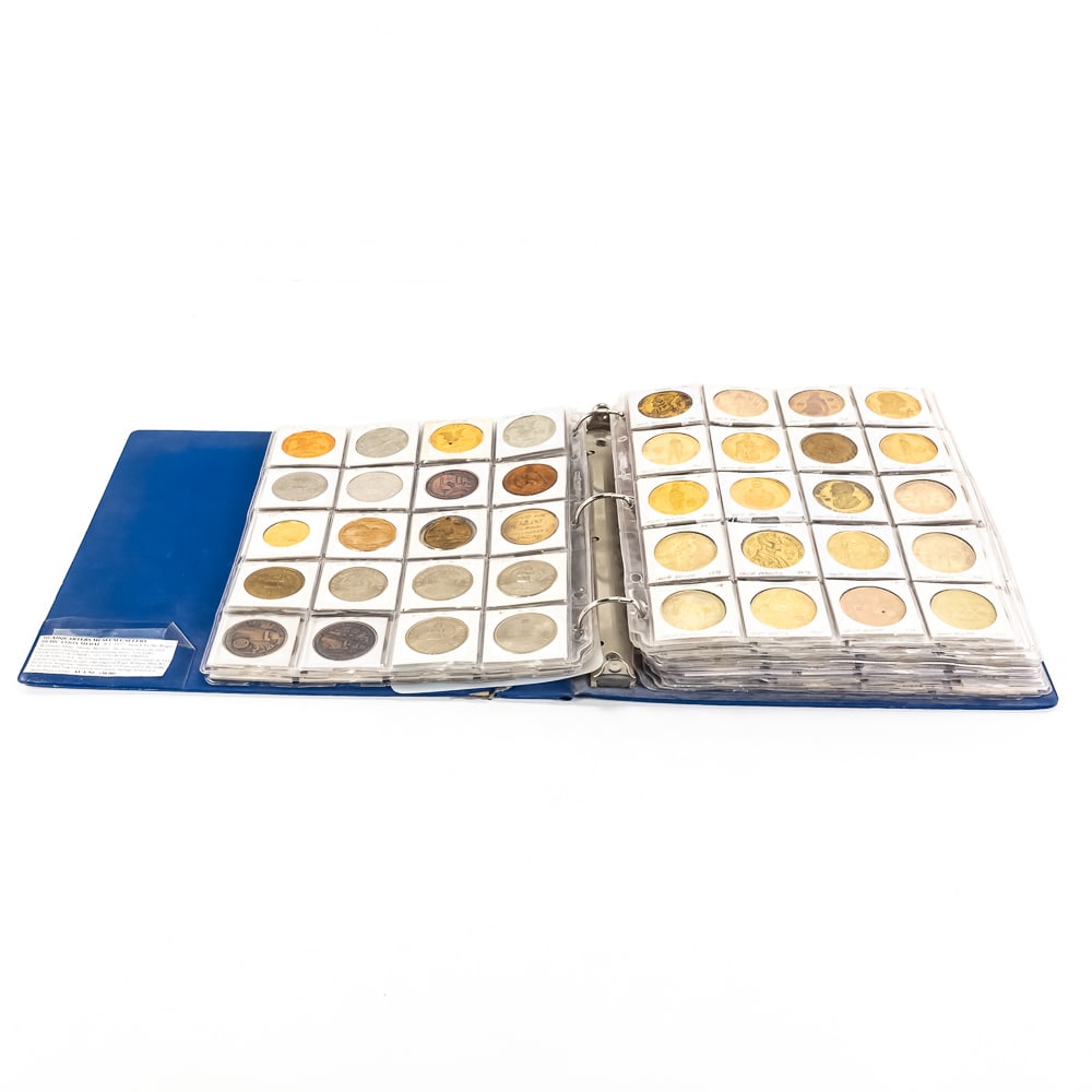 (347)Assorted State & Club Token & Coin Collection (1 of 8)