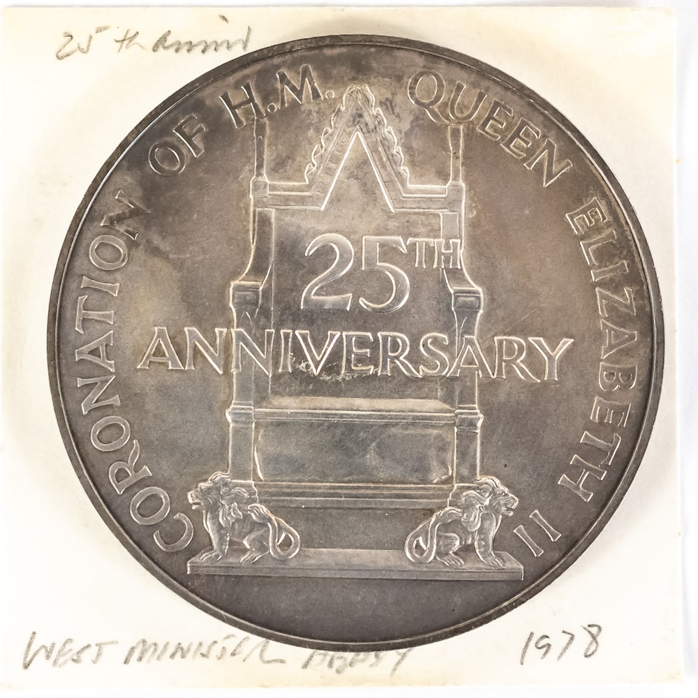 Elizabeth II Coronation 25th Ann. Sterling Medal (1 of 3)