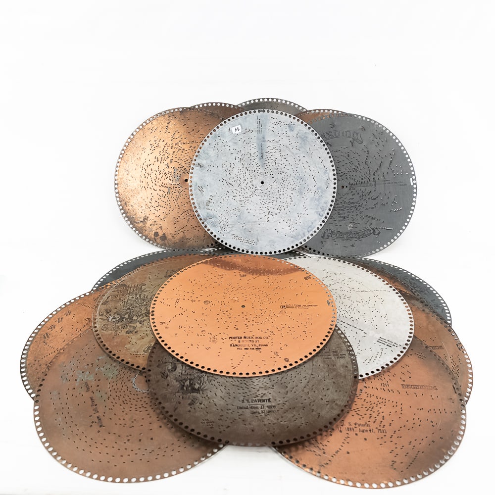 25 15.5" Good Title Regina Music Box Discs (1 of 8)