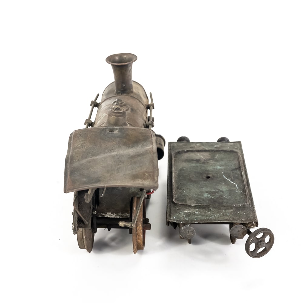 Early Clockwork Steam O gauge Engine & Flat Car - 8
