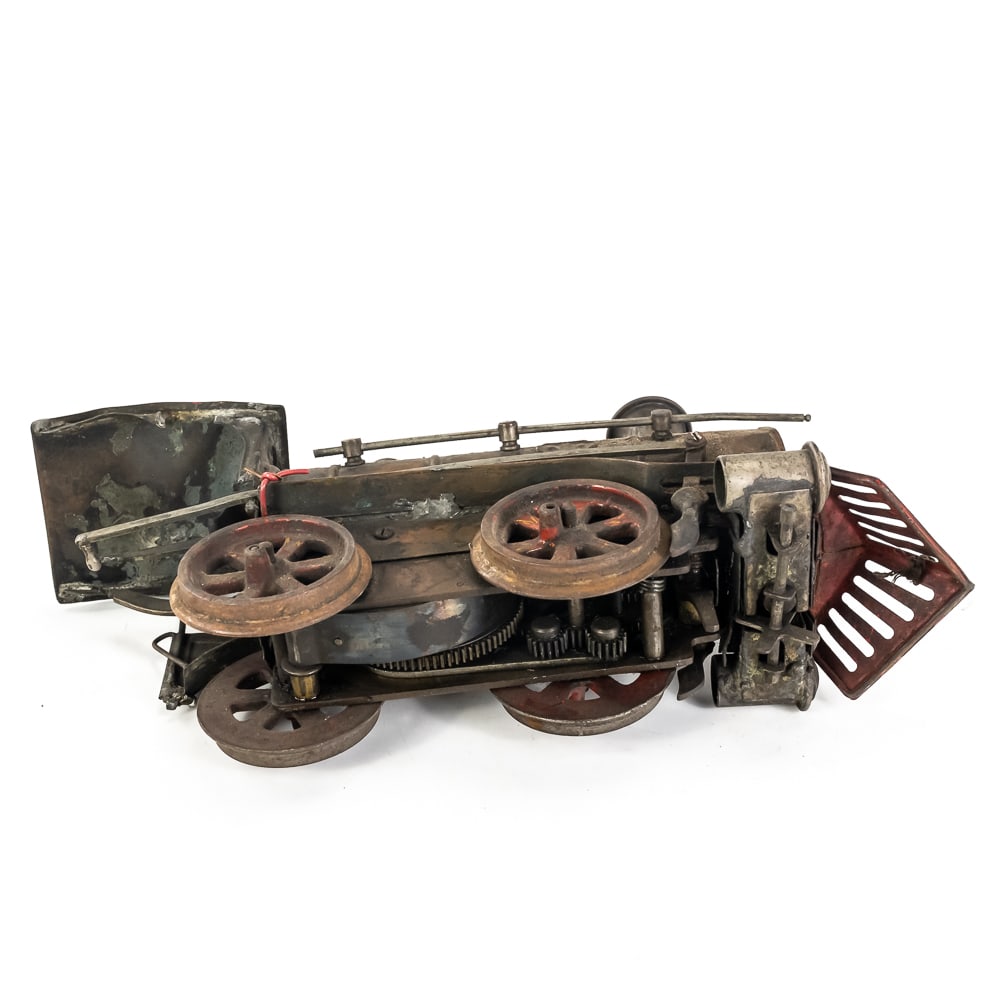 Early Clockwork Steam O gauge Engine & Flat Car - 9