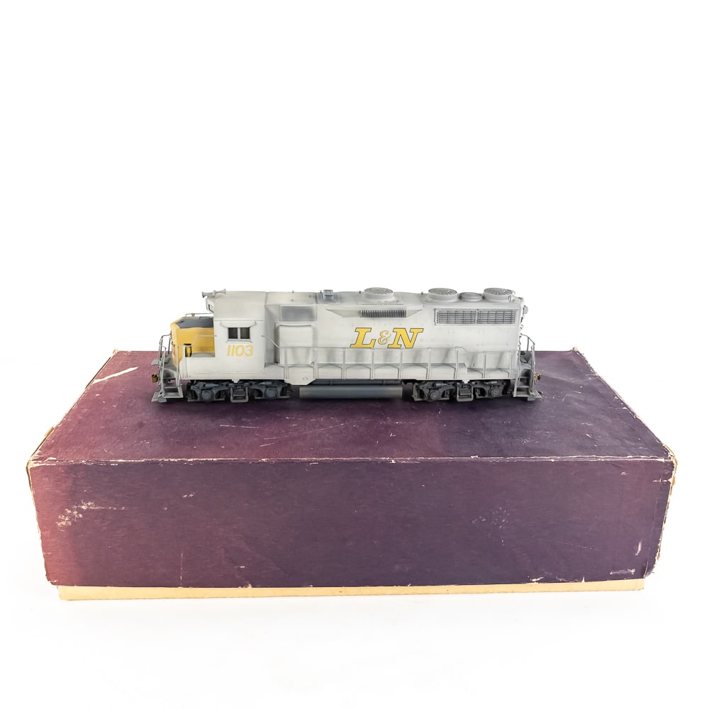 KTM L&N EMP GP35 Brass Locomotive Switcher #1103 (1 of 5)