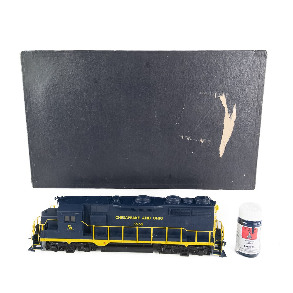 KTM Chesapeake & Ohio EMD GP35 Locomotive 3565 (1 of 15)
