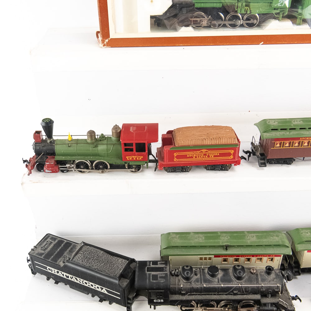 HO Diesel Engine with Locomotive Assorted Sets - 3