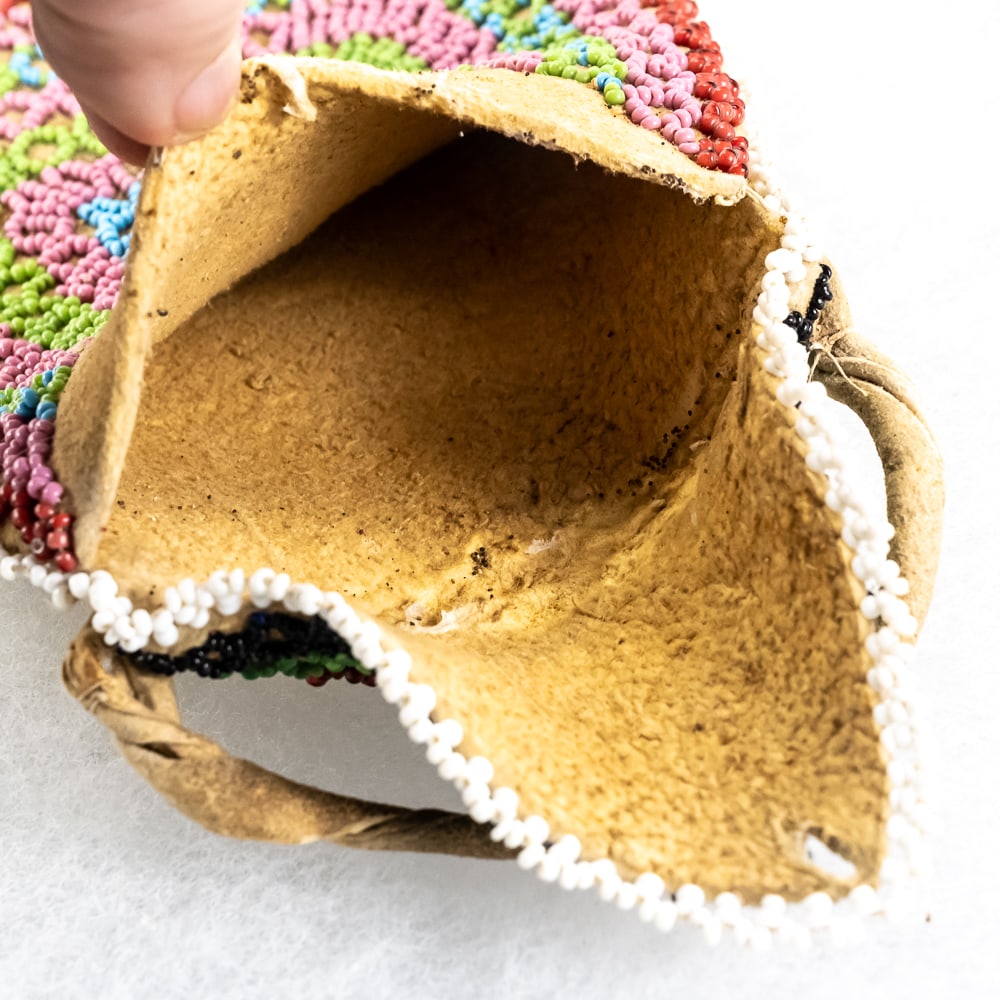 Native American Style Beaded Bag & Items - 14