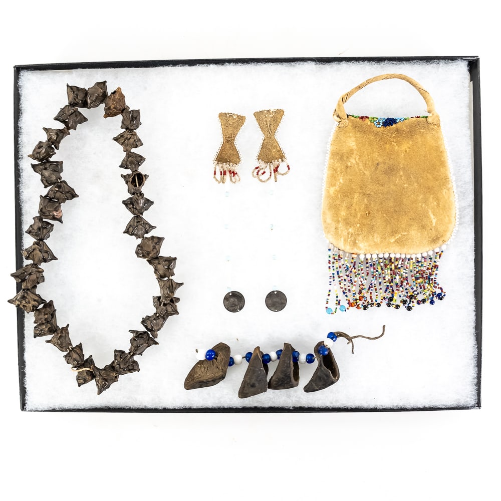 Native American Style Beaded Bag & Items - 8