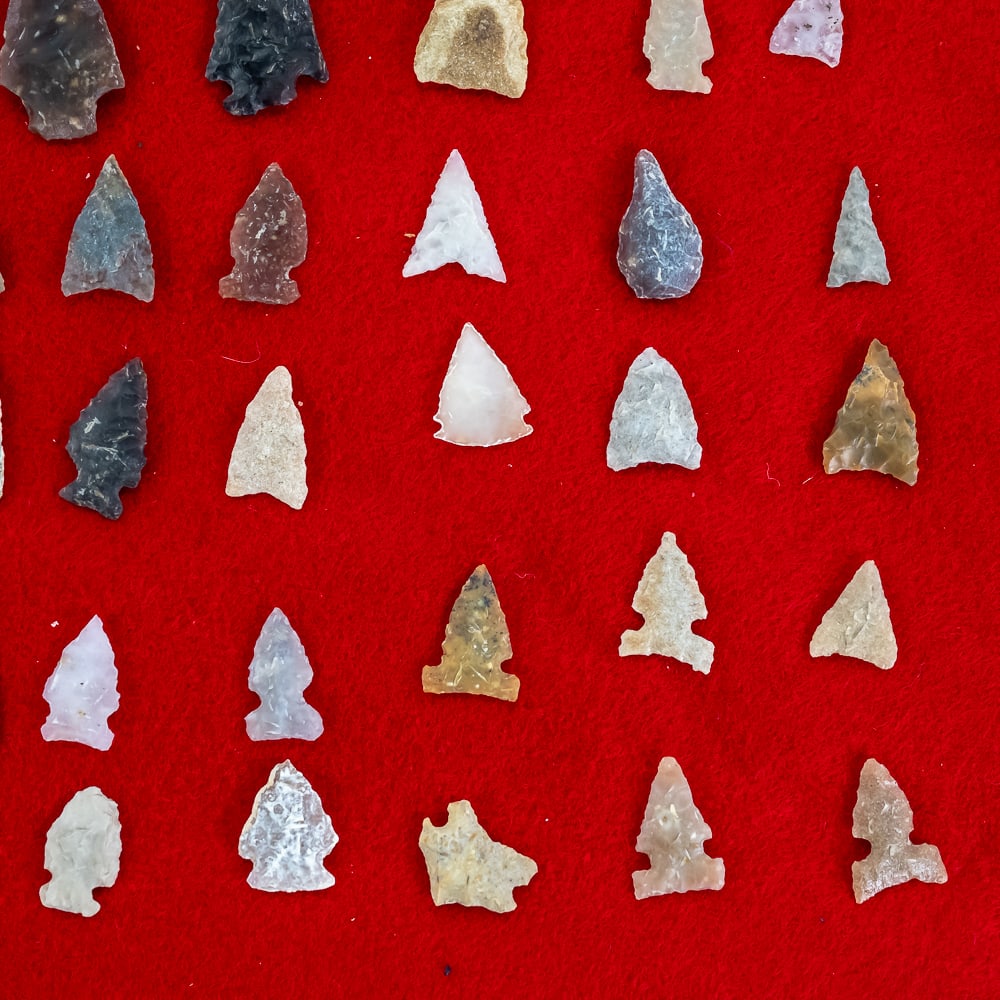 77pc Indigenous Stone Arrowhead Cache - 7