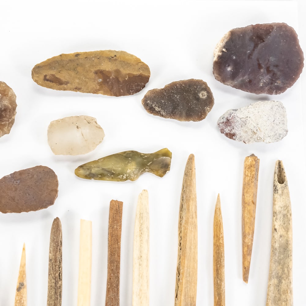 Ancient Lithic & Bone Tool Assemblage (30) - 8