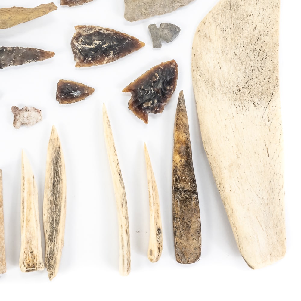 32pc Native American Artifact Collection - 10