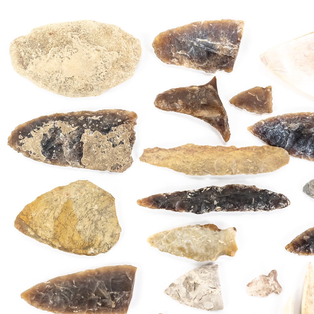 32pc Native American Artifact Collection - 2