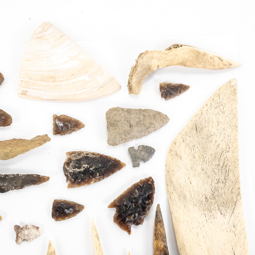 32pc Native American Artifact Collection - 8