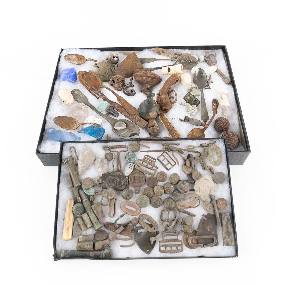 US Indian Wars Frontier Excavated Relics: This exceptional collection of frontier relics, excavated from the Upper Plains territories of the Dakotas and Montana, captures the transition from the Civil War to the Indian Wars (c.