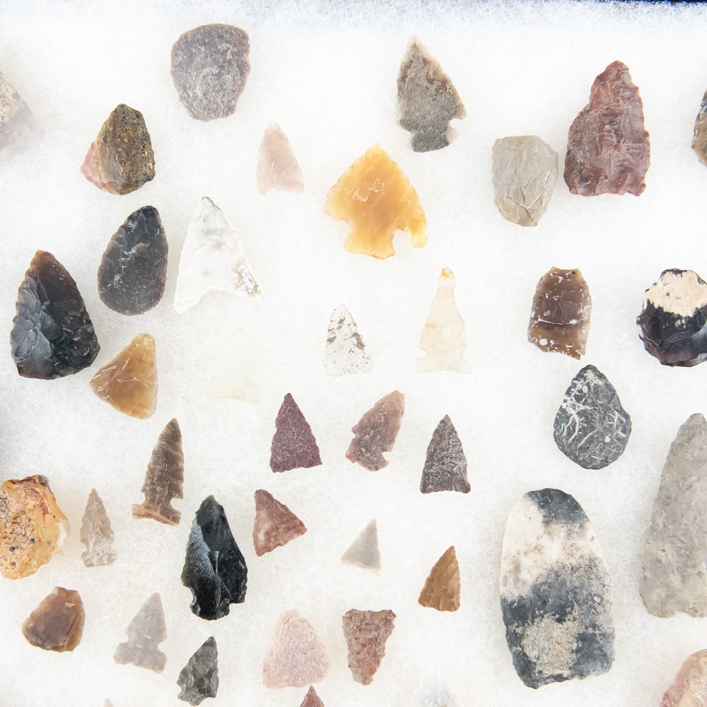 70pc Assorted Native American Lithics - 3