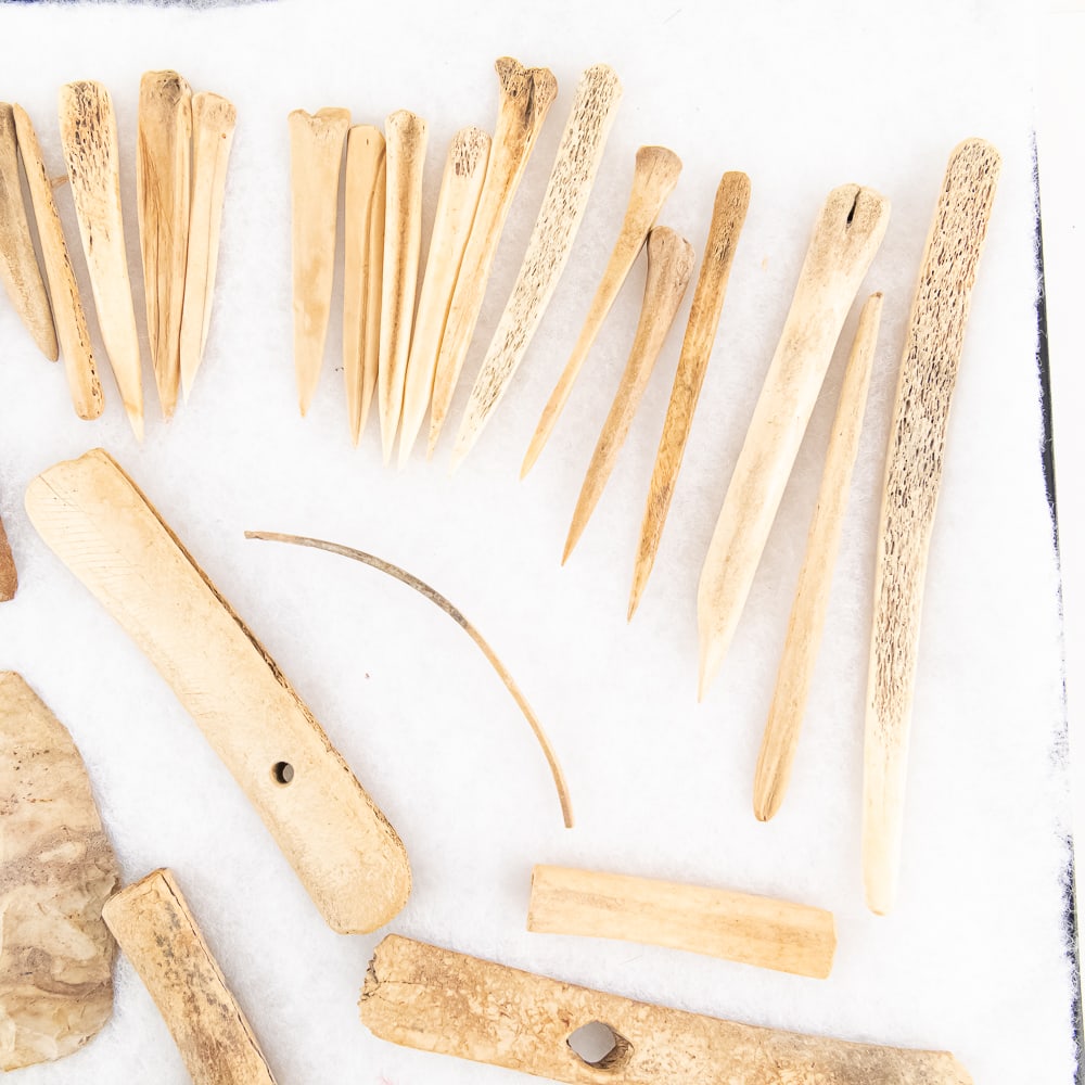 32pc Native American Bone & Stone Tools - 4