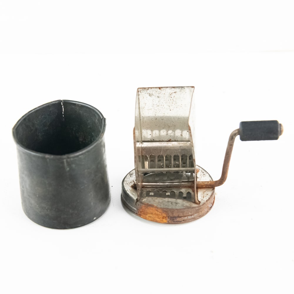 Antique Metalware Assortment, 6 Pcs - 19