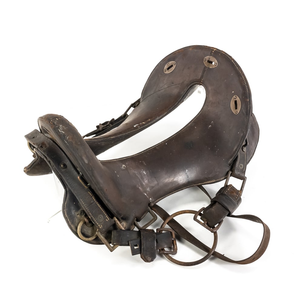 M1904 McClellan Cavalry Saddle: US M1904 McClellan pattern Army Cavalry saddle. 12" seat saddle is dated 1918, but is in rough shape. Saddle is missing most strapping, and has leather and metal tree damage from poor storage. Saddle