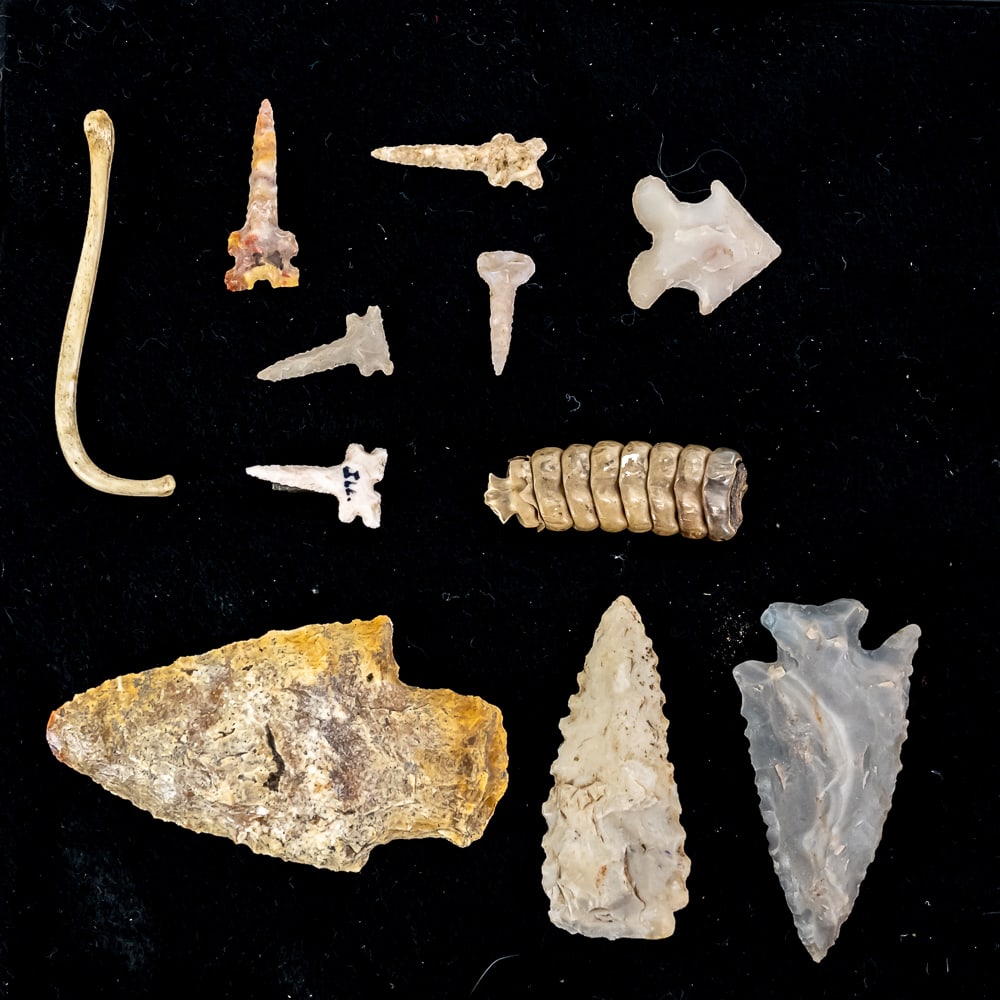 Early Archaic Kirk Serrated & Artifact Lot (1 of 5)