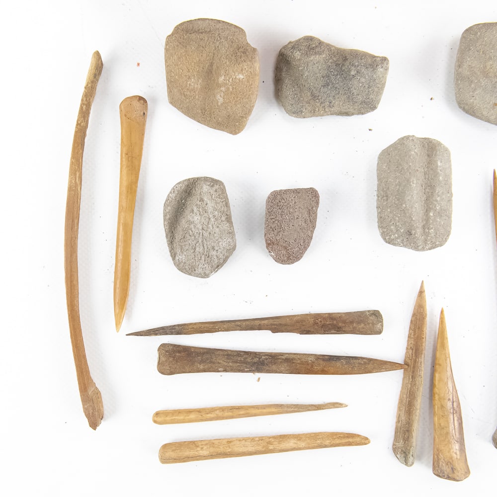 90+ Native American Bone Awls & Stone Tools - 4