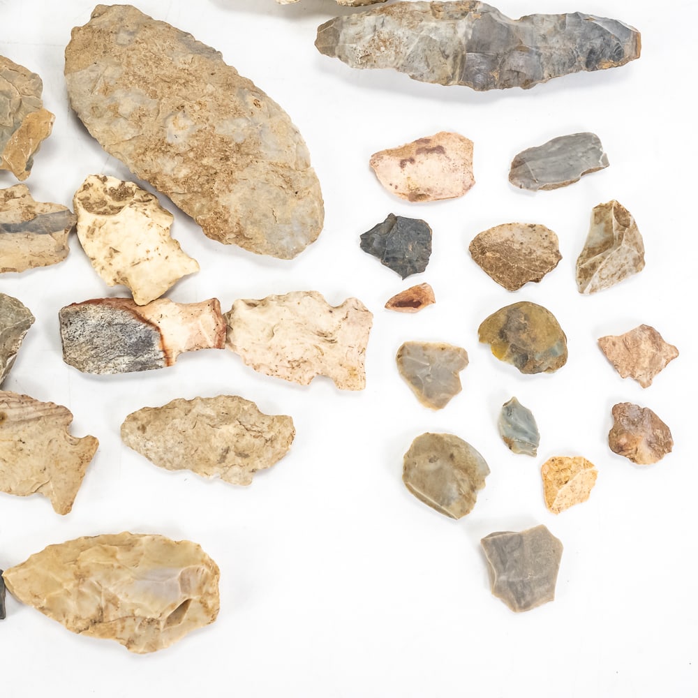 Large Midwest Native American Artifact Lot - 7