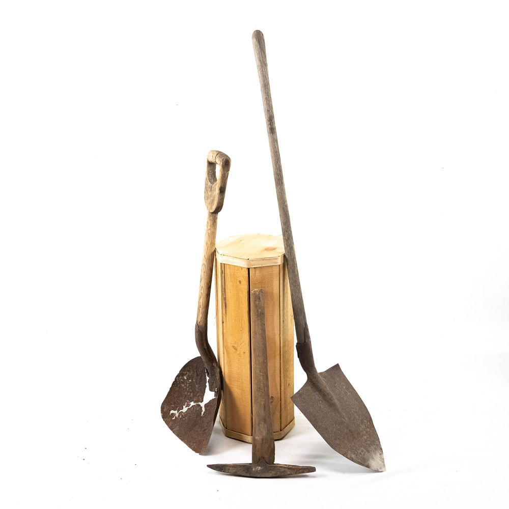 3 Mining Hand Tools (1 of 6)