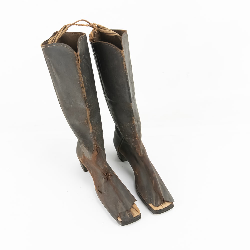 Antique Square-Toe Boots & Walker Jacks - 4
